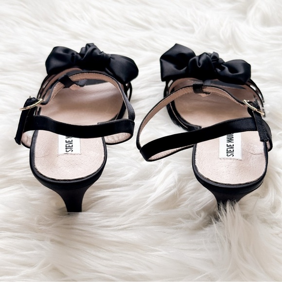 Steve Madden Black Sandals with Bow Detail - Picture 6 of 9
